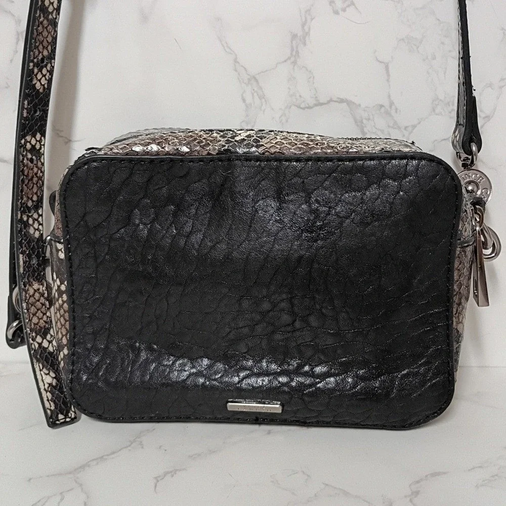 VINCE CAMUTO Black &‎ Snakeskin Leather Crossbody Bag - NWOT